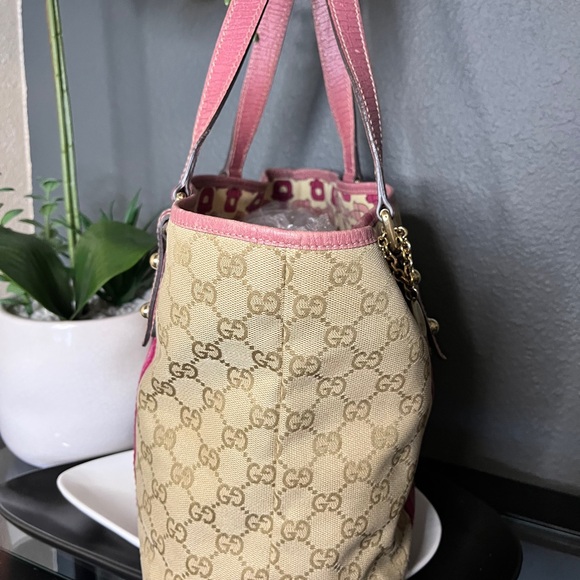 Authentic Gucci Jolicoeur Tan and Pink Monogram Tote - Picture 4 of 12